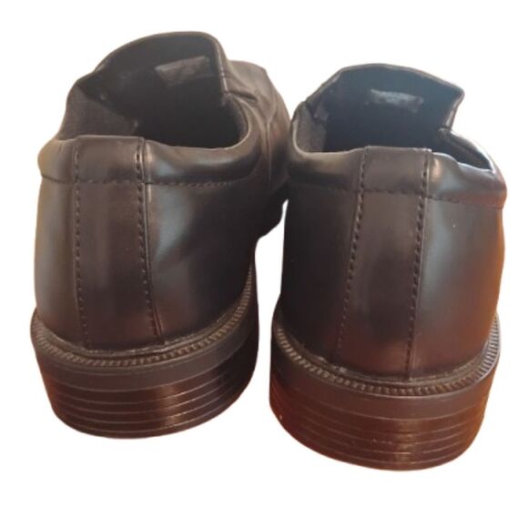 Men's Slip On Leather Black Shoes Size 10 Business Casual Work Wear Office Style - Picture 4 of 7